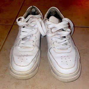 Nike air forces women’s size 7